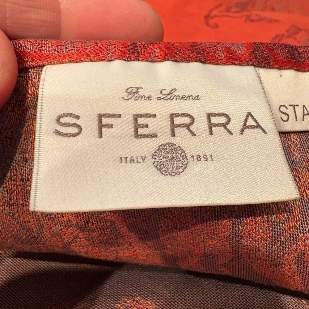 SFERRA Red Paisley Pillowcases